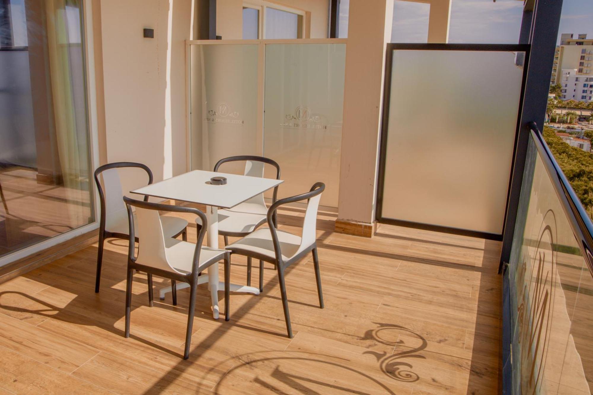 Vm Resort & Spa Golem  Dış mekan fotoğraf