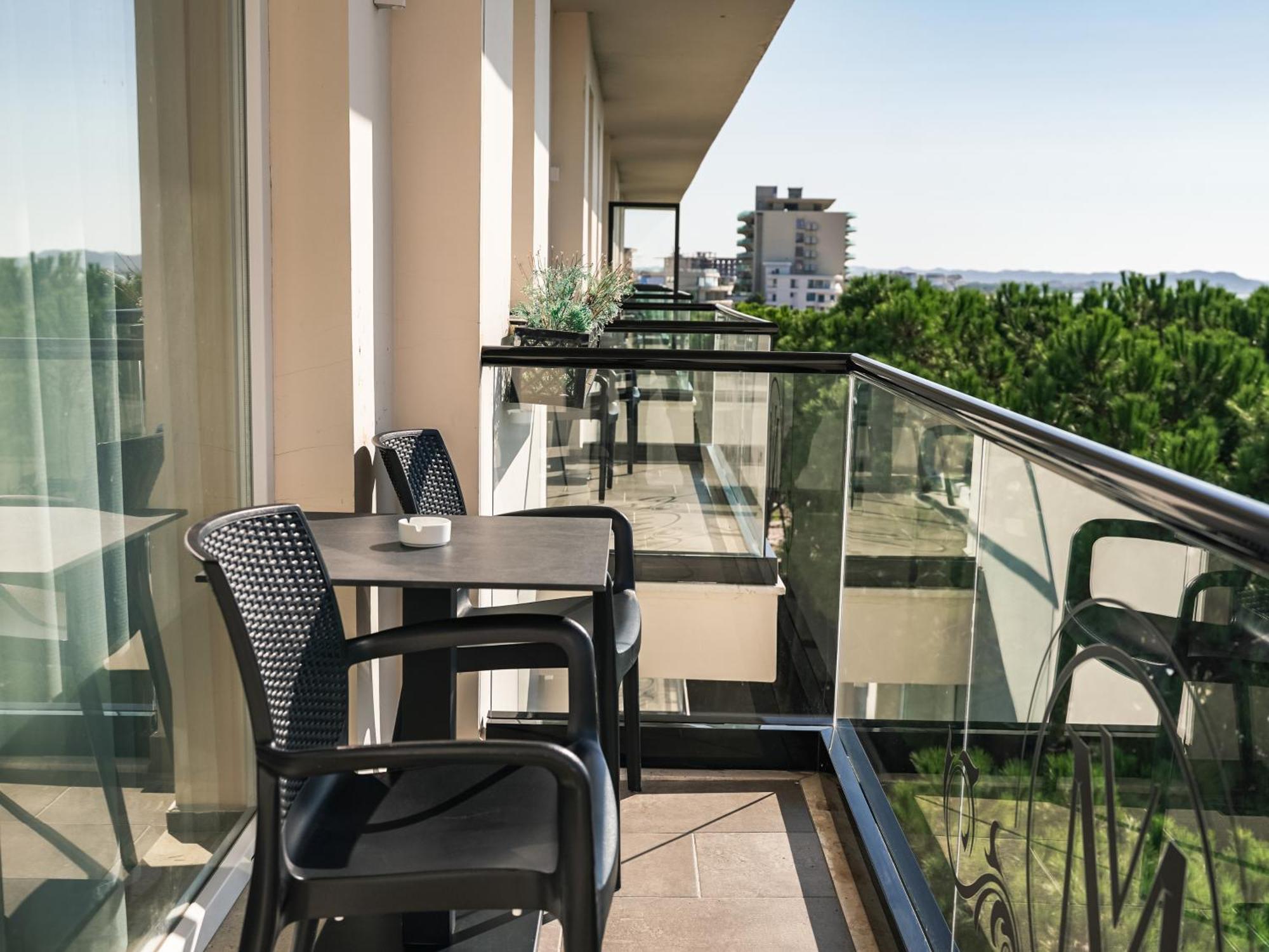 Vm Resort & Spa Golem  Dış mekan fotoğraf
