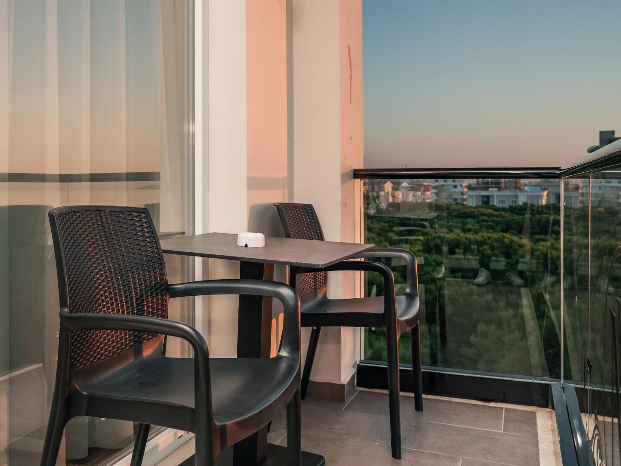 Vm Resort & Spa Golem  Dış mekan fotoğraf